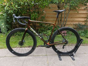 Używany Giant tcr sl Custom SRAM Red eTap AXS 2022 Road & Gravel — zdjęcie 5 z 13
