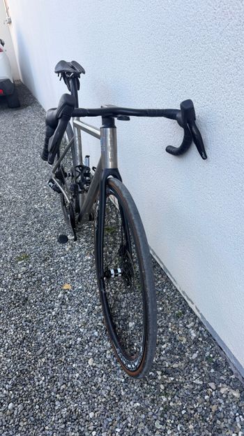 Léon Titane Genus 2024 Road & Gravel usato, Grigio chiaro — immagine 3 di 6