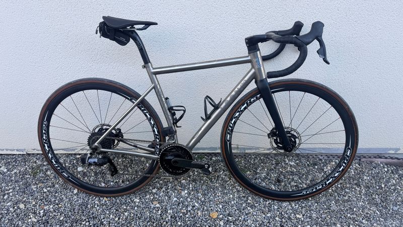 Used Léon Titane Genus 2024 Road & Gravel