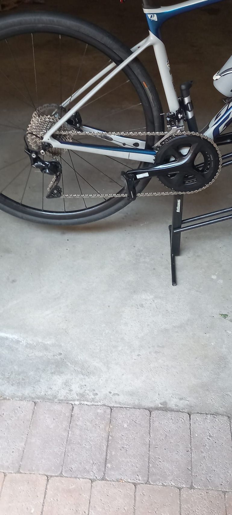 Giant Defy, Advanced 2 2021 2021 Road & Gravel usato, Bianco — immagine 4 di 5