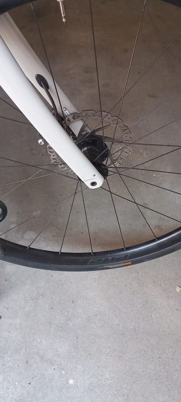 Tweedehands Giant Defy, Advanced 2 2021 2021 Road & Gravel — afbeelding 5 van 5