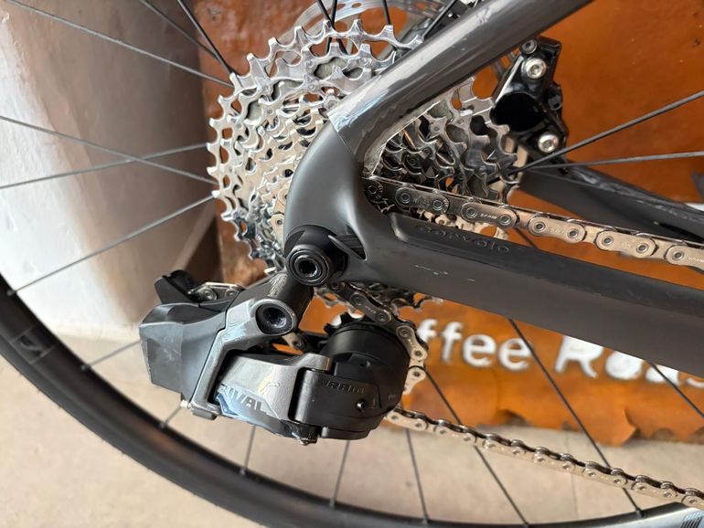 Brugt Cervélo Caledonia-5 Rival AXS 2025 2025 Road & Gravel — billede 4 af 7