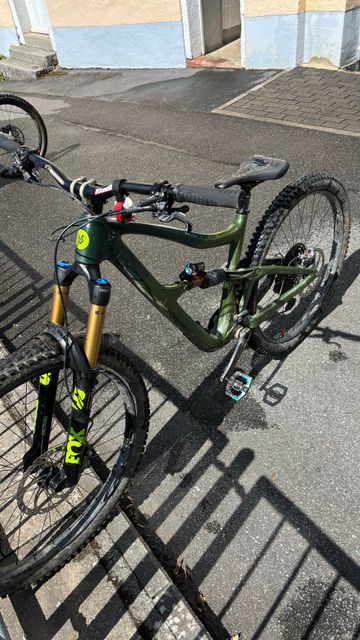 Ibis Cycles Custom Shimano Deore XT 2023 Mountainbike d'occasion — image 2 sur 10