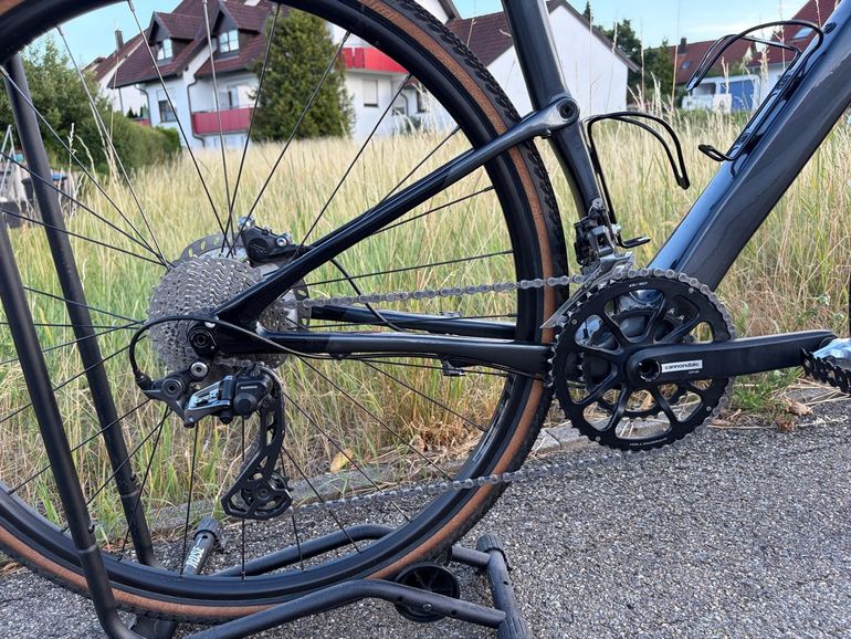 Cannondale Topstone Carbon 5 2021 2021 Road & Gravel usato, Nero — immagine 2 di 5