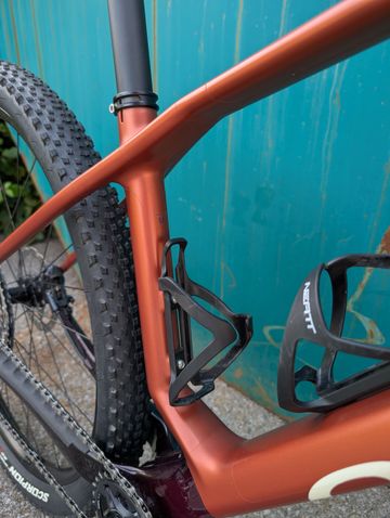 Gebrauchtes Orbea ALMA M30 2025 2025 Mountainbike, Rot — Bild 4 von 12