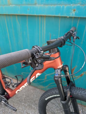 Gebrauchtes Orbea ALMA M30 2025 2025 Mountainbike, Rot — Bild 7 von 12