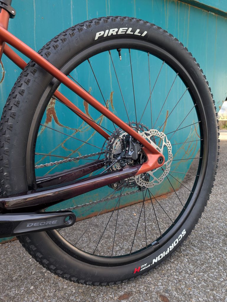 Orbea ALMA M30 2025 2025 Mountainbike usato, Rosso — immagine 10 di 12