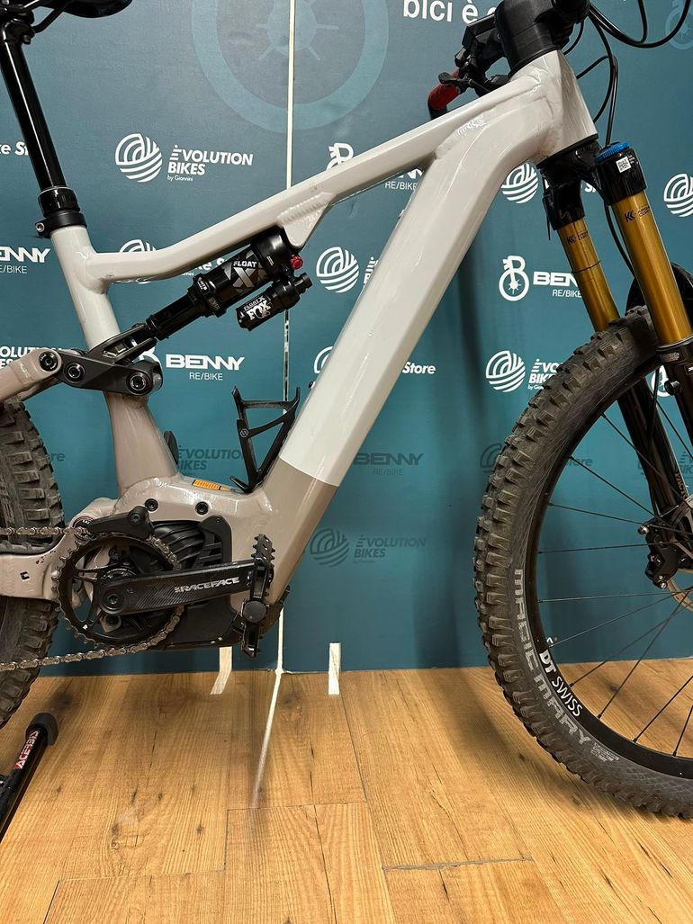 Tweedehands Focus JAM² 6.9 2023 2023 Mountainbike — afbeelding 3 van 15