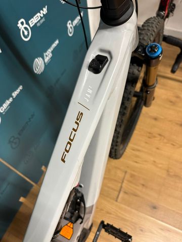 Used Focus JAM² 6.9 2023 2023 Mountainbike, Light Gray, 29 — image 9 of 15