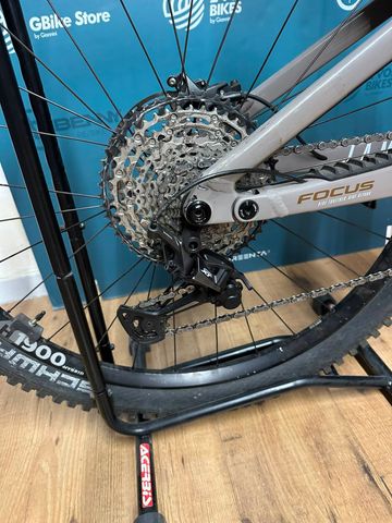 Used Focus JAM² 6.9 2023 2023 Mountainbike, Light Gray, 29 — image 5 of 15