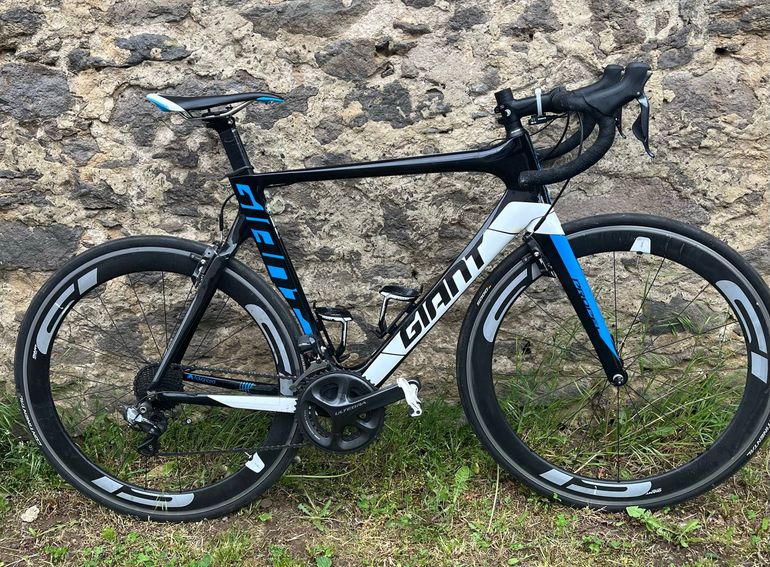 Używany Giant Propel Advanced 0 2015 2015 Road & Gravel — zdjęcie 2 z 4