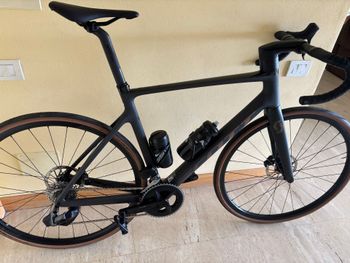 Scott Addict RC 30 2024 2024 Road & Gravel d'occasion