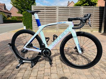 Trek Madone SLR 7 eTap 2021 2021 Road & Gravel usato