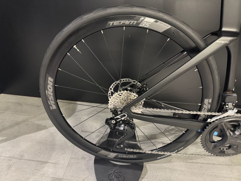 Used Merida REACTO 5000 2027 2027 Road & Gravel, Black — image 2 of 6