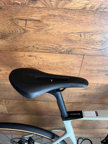 Cannondale Synapse Carbon 4 2026 2026 Road & Gravel usato, Grigio chiaro — immagine 13 di 13