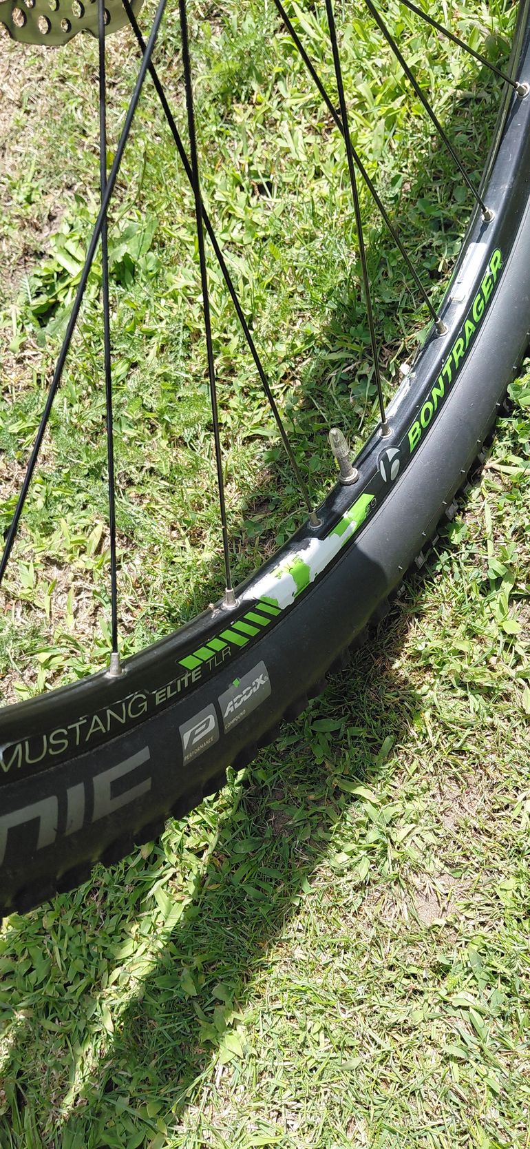 Used Trek Superfly SRAM X9 2015 Mountainbike, Green — image 10 of 12