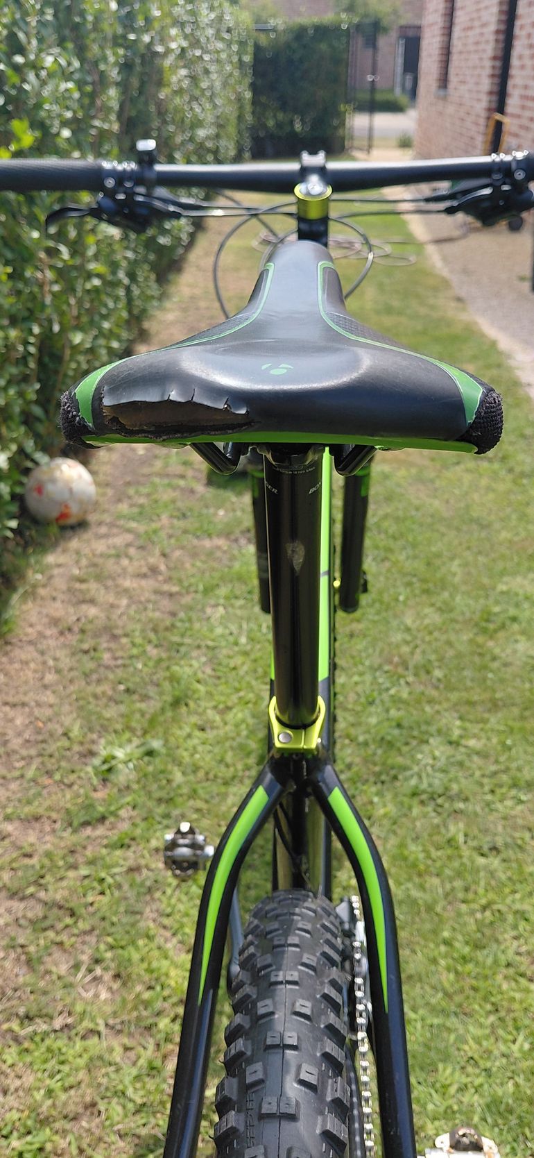 Used Trek Superfly SRAM X9 2015 Mountainbike, Green — image 8 of 12