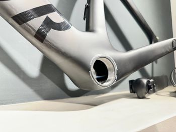Factor ONE - Frameset Premium 2026 Frameset 2026 Road & Gravel usato, Nero — immagine 8 di 10