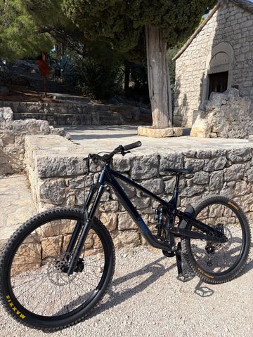 Trek Slash 8 Gen 6 2026 2026 MTB usato