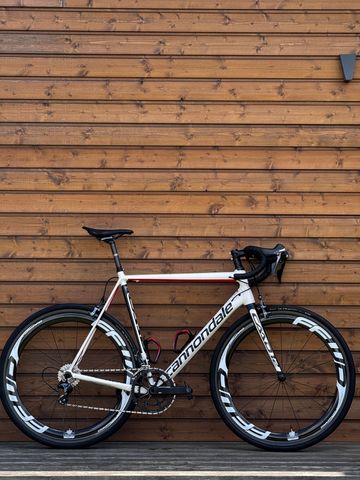 Cannondale CAAD12 Ultegra 2018 2018 Road & Gravel usato