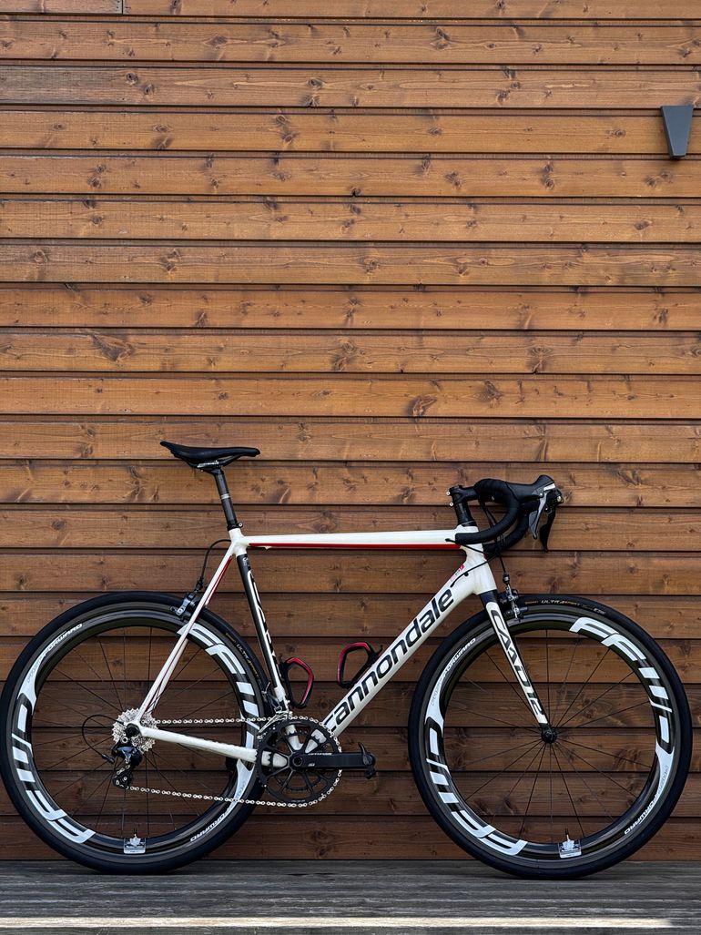 Brugt Cannondale CAAD12 Ultegra 2018 2018 Road & Gravel — billede 1 af 10