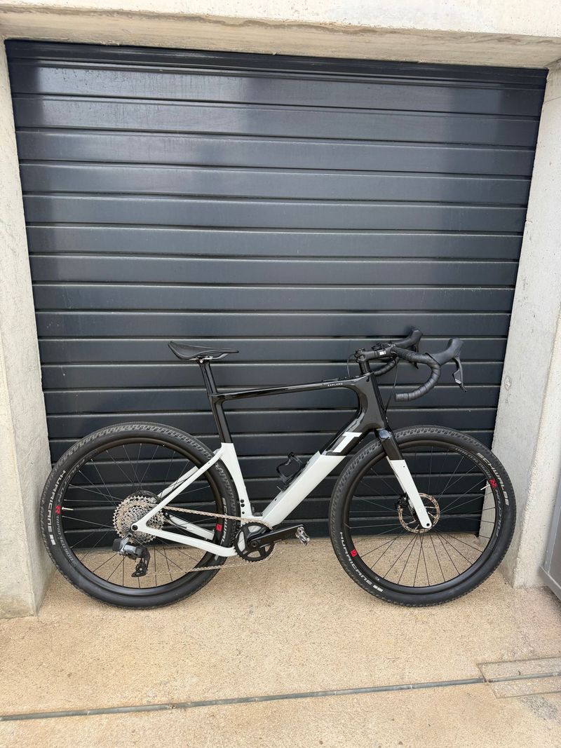 Brugt 3T EXPLORO RACEMAX BOOST FORCE AXS 1X12 700c 2024 2024 Road & Gravel