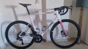 Brugt Cannondale SuperSix EVO Hi-MOD Disc Ultegra 2023 2023 Road & Gravel
