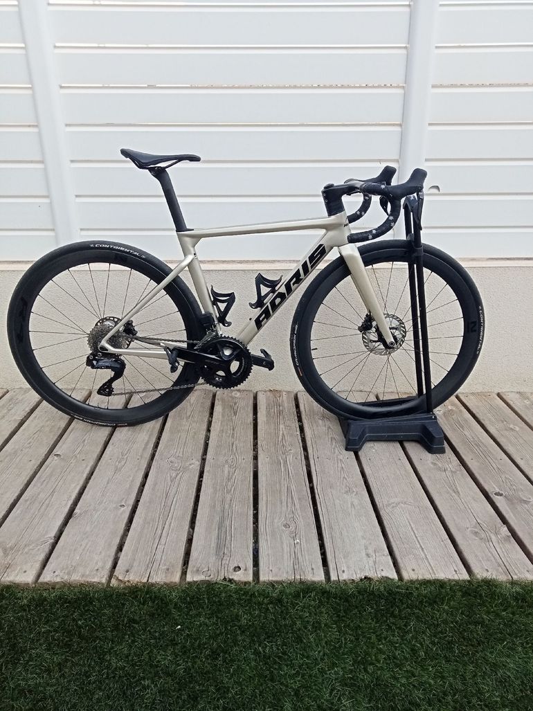 Used Adris Custom Shimano 105 Di2 2024 Road & Gravel, Light Gray — image 2 of 10