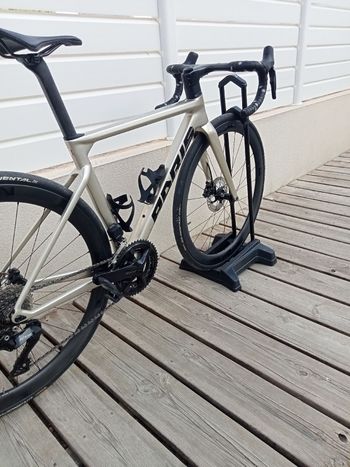 Used Adris Custom Shimano 105 Di2 2024 Road & Gravel, Light Gray — image 3 of 10