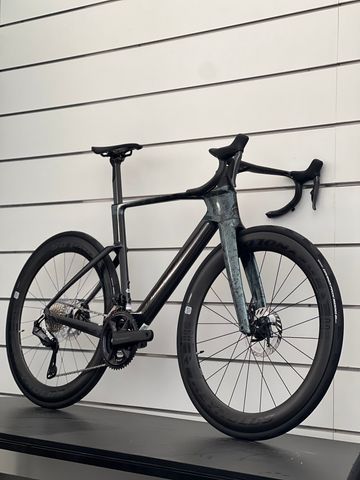 Used Merida REACTO 9000 2027 2027 Road & Gravel, Light Gray — image 2 of 7