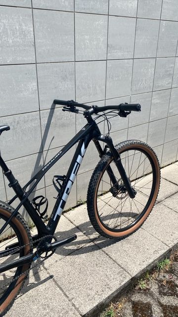 Trek Procaliber 9.6 Gen 3 2025 2025 Mountainbike usato, Nero — immagine 6 di 7