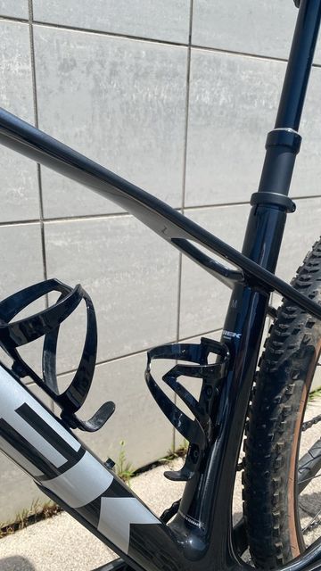 Trek Procaliber 9.6 Gen 3 2025 2025 Mountainbike usato, Nero — immagine 7 di 7