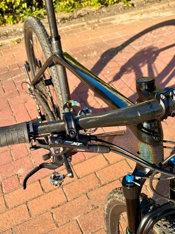 Used Trek Procaliber 9.8 2023 2023 Mountainbike, Black, 29 — image 8 of 11