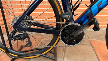 Tweedehands Trek Madone SRAM Force eTap AXS 2022 Road & Gravel — afbeelding 3 van 6
