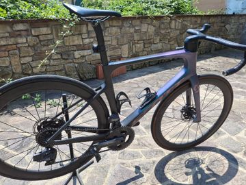 Used Scott Foil 10 2021 2021 Road & Gravel, Green — image 2 of 6