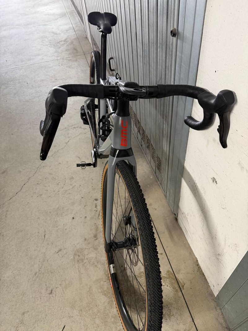 Used BMC URS 01 THREE 2022 2022 Road & Gravel, Light Gray — image 4 of 6