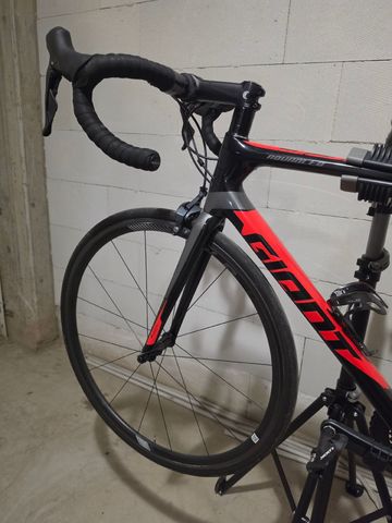 Gebrauchtes Giant TCR Advanced Pro 1 2018 2018 Road & Gravel, Schwarz — Bild 2 von 10