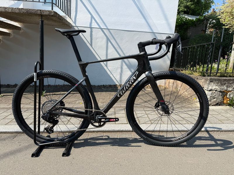 Käytetty Wilier Rave SLR ID2 SRAM RIVAL XPLR AXS E1 1x13S 2026 2026 Road & Gravel