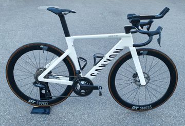 Brugt Canyon Aeroad CF SLX 8 Di2 2025 2025 Road & Gravel — billede 1 af 13