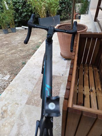 Scott Addict Shimano 105 Di2 2024 Road & Gravel d'occasion — image 11 sur 16
