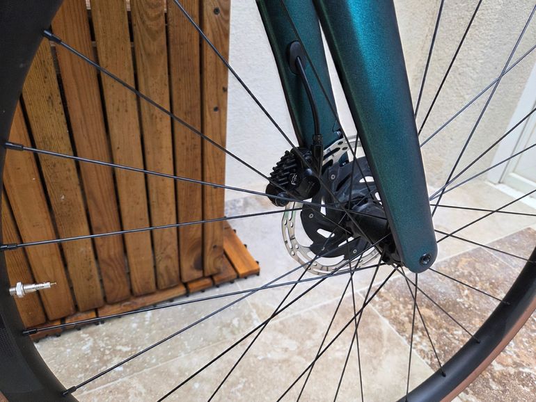 Scott Addict Shimano 105 Di2 2024 Road & Gravel d'occasion — image 15 sur 16