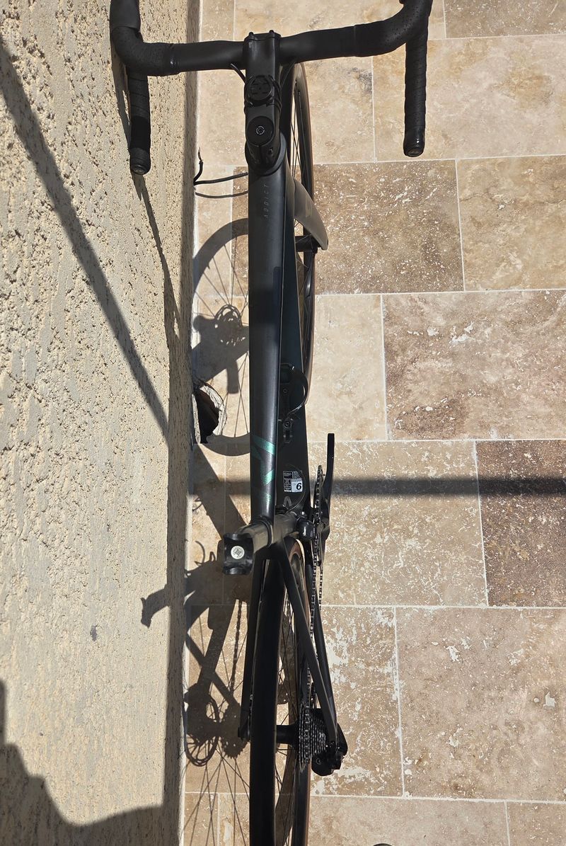 Scott Addict Shimano 105 Di2 2024 Road & Gravel de segunda mano, Verde — imagen 5 de 16