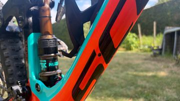 Tweedehands Scott Genius 900 Tuned 2018 2018 Mountainbike — afbeelding 10 van 11