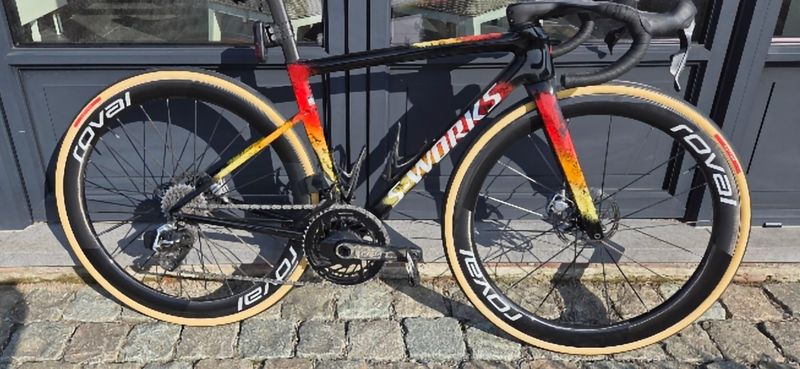 Použité Specialized Tarmac Frameset 2023 Road & Gravel