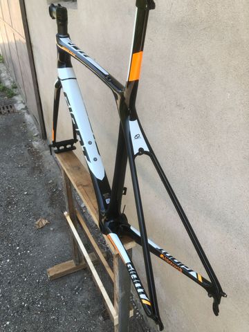 Used Giant TCR Advanced SL 1 2017 Frameset 2017 Road & Gravel, Black — image 3 of 10