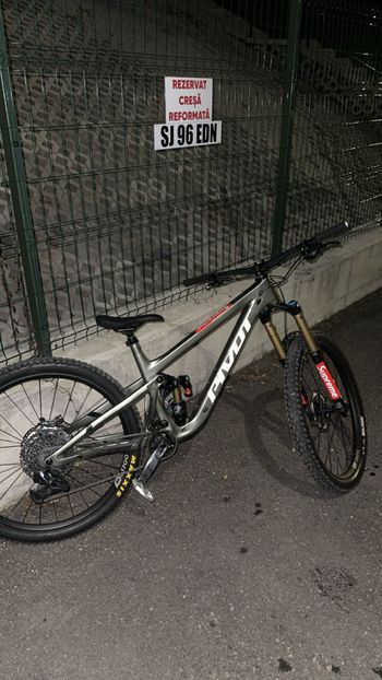 Tweedehands Pivot Firebird SRAM GX Eagle AXS 2024 MTB