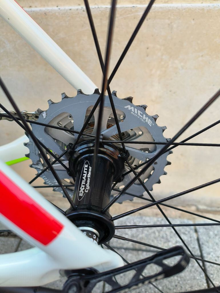 Used De Rosa SK FSA K-Force 2016 Road & Gravel, White — image 21 of 23