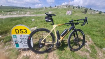 Brugt Canyon Grail CF SLX 9 eTap 2023 2023 Road & Gravel