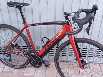 Trek Domane+ ALR 2022 2022 Road & Gravel d'occasion — image 2 sur 10