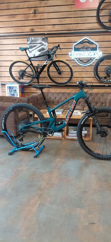 Santa Cruz HIGHTOWER R / Carbon C 2023 2023 MTB usato